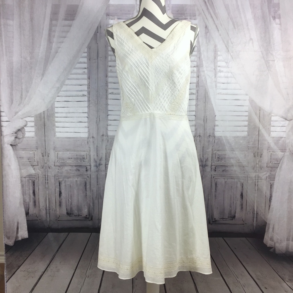 Ann Taylor Ivory Embroidered Dress Size 4